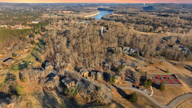 Adorable well cared for upper level 2 bed 2 bath condo located on Woodson Bend Resort in Kentucky - for sale on GolfHomes.com, golf home, golf lot