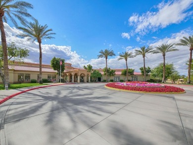 55+community. Golf course property, mountain views, remodeled on Heritage Palms Golf Club in California - for sale on GolfHomes.com, golf home, golf lot