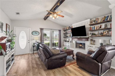 Come see this charming house on the corner! This 3 bed, 2 on Vache-Grasse Country Club in Arkansas - for sale on GolfHomes.com, golf home, golf lot