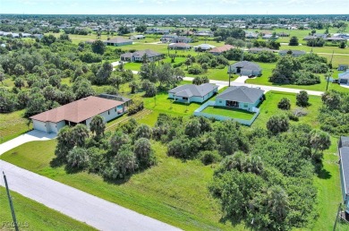 Exclusively presented by Sunland Real Estate: Fantastic on Rotonda Golf and Country Club The Palms Course in Florida - for sale on GolfHomes.com, golf home, golf lot
