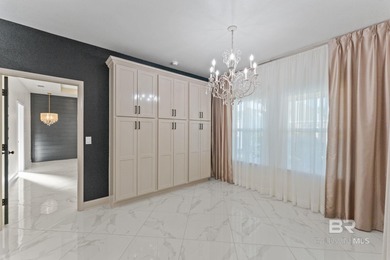 This is perfect house for entertaining. This beautifully on Glenlakes Golf Club in Alabama - for sale on GolfHomes.com, golf home, golf lot