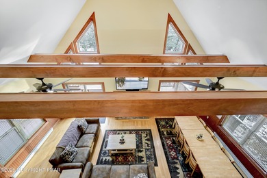 STR Opportunity! Approx 100k in revenues. Warm, inviting, and on Split Rock Resort and Country Club in Pennsylvania - for sale on GolfHomes.com, golf home, golf lot