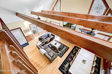 STR Opportunity! Approx 100k in revenues. Warm, inviting, and on Split Rock Resort and Country Club in Pennsylvania - for sale on GolfHomes.com, golf home, golf lot