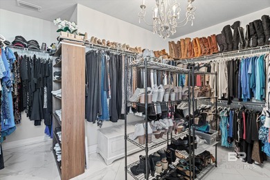 This is perfect house for entertaining. This beautifully on Glenlakes Golf Club in Alabama - for sale on GolfHomes.com, golf home, golf lot