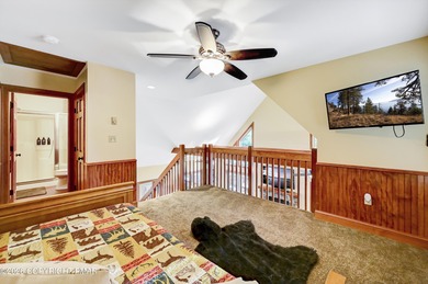 STR Opportunity! Approx 100k in revenues. Warm, inviting, and on Split Rock Resort and Country Club in Pennsylvania - for sale on GolfHomes.com, golf home, golf lot