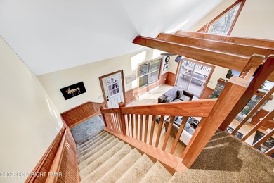 STR Opportunity! Approx 100k in revenues. Warm, inviting, and on Split Rock Resort and Country Club in Pennsylvania - for sale on GolfHomes.com, golf home, golf lot