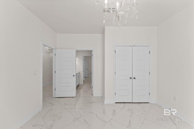 This is perfect house for entertaining. This beautifully on Glenlakes Golf Club in Alabama - for sale on GolfHomes.com, golf home, golf lot