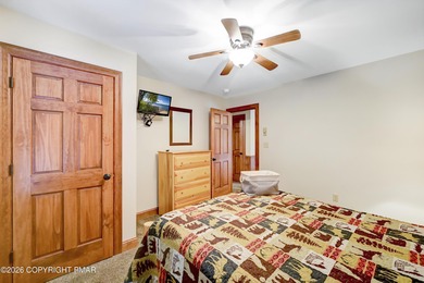 STR Opportunity! Approx 100k in revenues. Warm, inviting, and on Split Rock Resort and Country Club in Pennsylvania - for sale on GolfHomes.com, golf home, golf lot