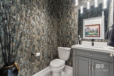 This is perfect house for entertaining. This beautifully on Glenlakes Golf Club in Alabama - for sale on GolfHomes.com, golf home, golf lot