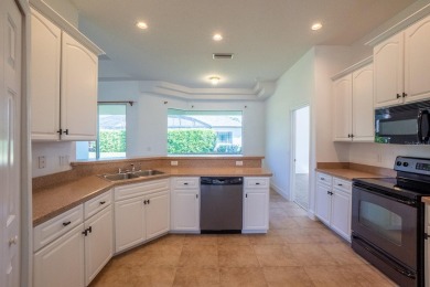 Beautiful 4-bedroom, 3-bathroom home on an oversized lot in on The Grand Club Cypress Course in Florida - for sale on GolfHomes.com, golf home, golf lot