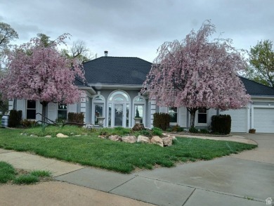 ***CELEBRATE the Holidays in your New, Cozy Home! *** on The Barn Golf Club in Utah - for sale on GolfHomes.com, golf home, golf lot