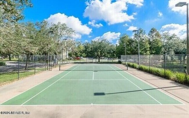 Freshly renovated with new tankless water heater, windows on Windsor Parke Golf Club in Florida - for sale on GolfHomes.com, golf home, golf lot