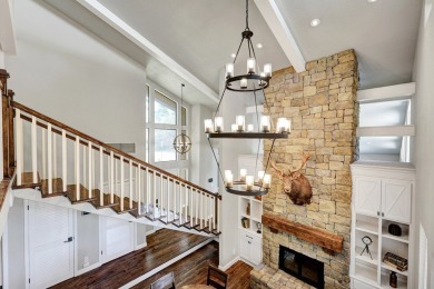 STUNNING GREEN TREE COUNTRY CLUB HOME ON TEE BOX #5 WITH GOLF on Green Tree Country Club in Texas - for sale on GolfHomes.com, golf home, golf lot