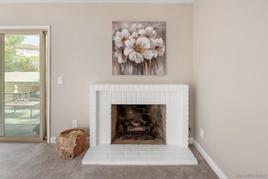 Range Price $600,000-$650,000. This spacious End-Unit functions on Oaks North Golf Course in California - for sale on GolfHomes.com, golf home, golf lot