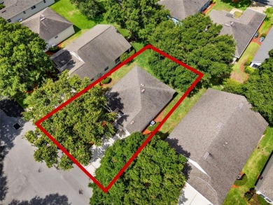 Under contract-accepting backup offers. One or more photo(s) has on Kings Ridge Golf Club in Florida - for sale on GolfHomes.com, golf home, golf lot