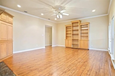 Welcome to this spacious 3 bedroom 2.1 bath 2 car garage in on The Club At Runaway Bay in Texas - for sale on GolfHomes.com, golf home, golf lot