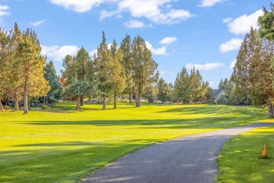 Stunning brand new single-level home located in one of Eagle on Eagle Crest Golf Resort - Resort Course in Oregon - for sale on GolfHomes.com, golf home, golf lot