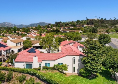 Range Price $600,000-$650,000. This spacious End-Unit functions on Oaks North Golf Course in California - for sale on GolfHomes.com, golf home, golf lot