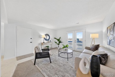 Live like you're on vacation every day in this completely on Lake Saint Louis Par 3 in Missouri - for sale on GolfHomes.com, golf home, golf lot