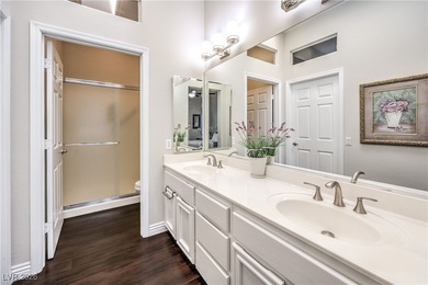 Beautifully updated townhome in Sun City Summerlin! This on Eagle Crest Golf Club in Nevada - for sale on GolfHomes.com, golf home, golf lot