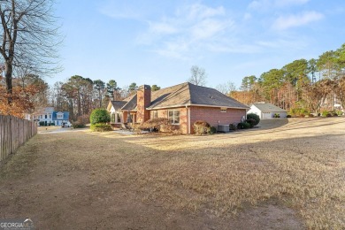 A Rare Find in Peachtree City.... Welcome to this impeccably on Canongate At Flat Creek Club in Georgia - for sale on GolfHomes.com, golf home, golf lot