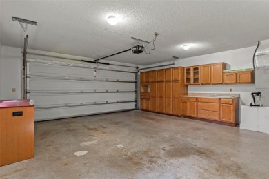 Beautiful Golf Course Home - Move-In Ready!
Perfectly maintained on Inverness Golf and Country Club in Florida - for sale on GolfHomes.com, golf home, golf lot