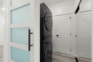 Wake up every morning on the golf course!Perched directly on on Buffalo Peak Golf Course in Oregon - for sale on GolfHomes.com, golf home, golf lot