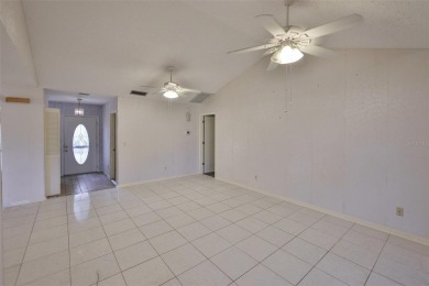 GREAT INVESTMENT OPPORTUNITY - FIXER UPPER IN SUN CITY CENTER! on Caloosa Greens Executive Golf Course in Florida - for sale on GolfHomes.com, golf home, golf lot