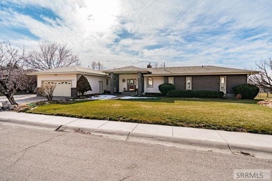 This exceptional property blends comfort, functionality, and on  in ID - for sale on GolfHomes.com, golf home, golf lot