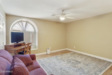 Welcome home to this bright and beautiful 3 bedroom 2 bath on Sun Lakes Country Club in Arizona - for sale on GolfHomes.com, golf home, golf lot