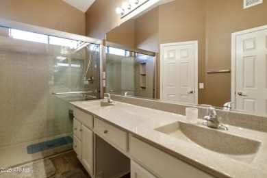 Welcome home to this bright and beautiful 3 bedroom 2 bath on Sun Lakes Country Club in Arizona - for sale on GolfHomes.com, golf home, golf lot