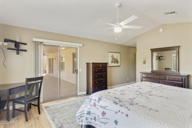 Welcome home to this bright and beautiful 3 bedroom 2 bath on Sun Lakes Country Club in Arizona - for sale on GolfHomes.com, golf home, golf lot