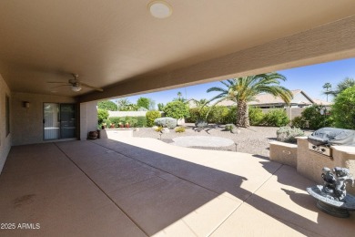 Welcome home to this bright and beautiful 3 bedroom 2 bath on Sun Lakes Country Club in Arizona - for sale on GolfHomes.com, golf home, golf lot
