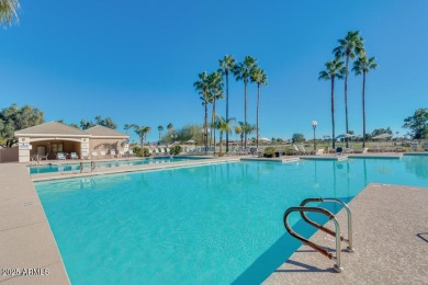 Welcome home to this bright and beautiful 3 bedroom 2 bath on Sun Lakes Country Club in Arizona - for sale on GolfHomes.com, golf home, golf lot