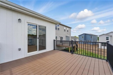 This bright and comfortable three-bedroom, two-bathroom ranch on Golf Club of Creekmoor in Missouri - for sale on GolfHomes.com, golf home, golf lot