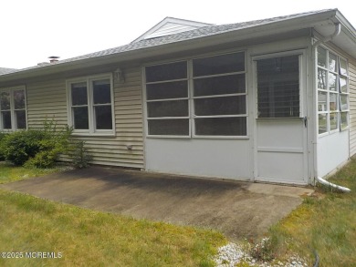 Beautiful 2-Bedroom, 2-Bath Home in Lions Head South 55+ on Lions Head Country Club in New Jersey - for sale on GolfHomes.com, golf home, golf lot