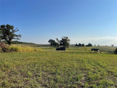 Ready for a new life out in the country with water views? Quiet on Lone Oak Golf Club in Texas - for sale on GolfHomes.com, golf home, golf lot