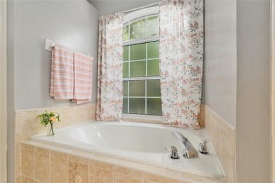 SELLER MOTIVATED!!! Welcome to this 3-bedroom, 2-bathroom pool on Rainbow Springs Golf and Country Club in Florida - for sale on GolfHomes.com, golf home, golf lot