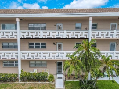 Under contract-accepting backup offers. MOVE-IN READY 2 BED/2 on On Top Of The World Golf Course in Florida - for sale on GolfHomes.com, golf home, golf lot