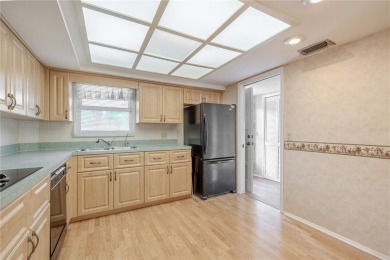 Under contract-accepting backup offers. MOVE-IN READY 2 BED/2 on On Top Of The World Golf Course in Florida - for sale on GolfHomes.com, golf home, golf lot