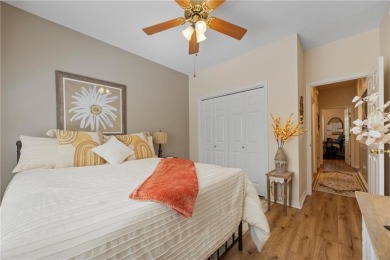 Remodeled 3 x 2 home in Bella Vista, Roberts Subdivision. Home on Bella Vista - Metfield Golf Complex and Country Club in Arkansas - for sale on GolfHomes.com, golf home, golf lot