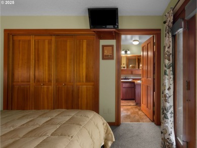 Private Mountain Retreat on 1.15 Acres in Welches Bordering Mt on The Resort at the Mountain in Oregon - for sale on GolfHomes.com, golf home, golf lot