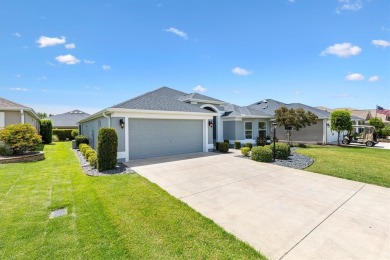 GORGEOUS S-T-R-E-T-C-H-E-D LANTANA Designer with a 25 X 20 FT on Pennbrooke Fairways in Florida - for sale on GolfHomes.com, golf home, golf lot