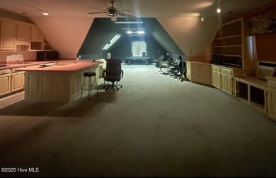 ***SELLER PAID CONCESSION OF $10,000 TO BUYER. If you're looking on Northgreen Country Club in North Carolina - for sale on GolfHomes.com, golf home, golf lot