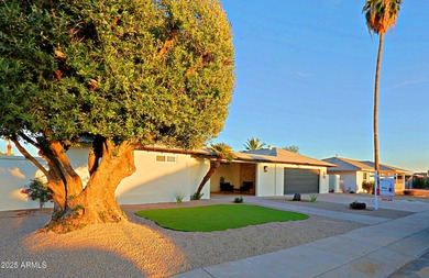 Desirable golf course community Sun Citypletely renovated in on Sun City Lakes West and East in Arizona - for sale on GolfHomes.com, golf home, golf lot