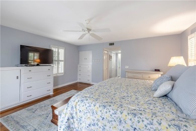 PHENOMENAL Country Club Pointe property with exceptional golf on Vero Beach Country Club in Florida - for sale on GolfHomes.com, golf home, golf lot