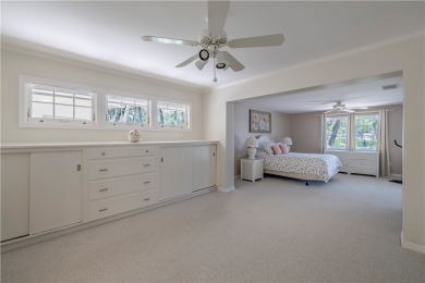 PHENOMENAL Country Club Pointe property with exceptional golf on Vero Beach Country Club in Florida - for sale on GolfHomes.com, golf home, golf lot