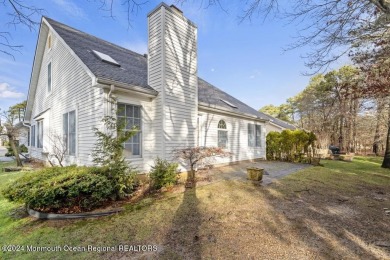 Welcome to your new home! This Turnberry II is on a lovely on Greenbriar Woodlands in New Jersey - for sale on GolfHomes.com, golf home, golf lot