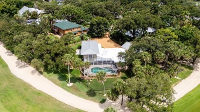 PHENOMENAL Country Club Pointe property with exceptional golf on Vero Beach Country Club in Florida - for sale on GolfHomes.com, golf home, golf lot