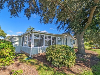 2 Bedroom + Den | 2 Bath | $115,000 | 1,596 sq. ft.    HUGE on Four Lakes Golf Club in Florida - for sale on GolfHomes.com, golf home, golf lot